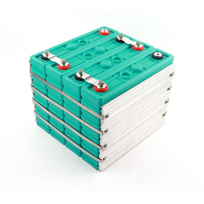 Bom preço pilha de bateria do fosfato do ferro do lítio de 12.8v 200ah 3.2v em linha